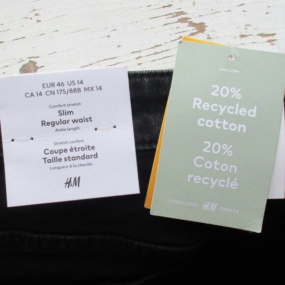 New H&M Jeans Size 14 Black Slim Straight Ankle Denim - Picture 6 of 7